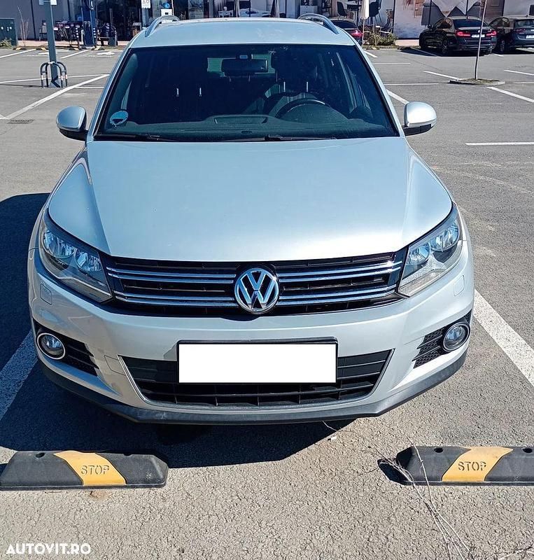 Gri Utilizat 2016 VW Tiguan Comfortline SUV | 15.500 EUR (Preț bun) - Imagine 1/4
