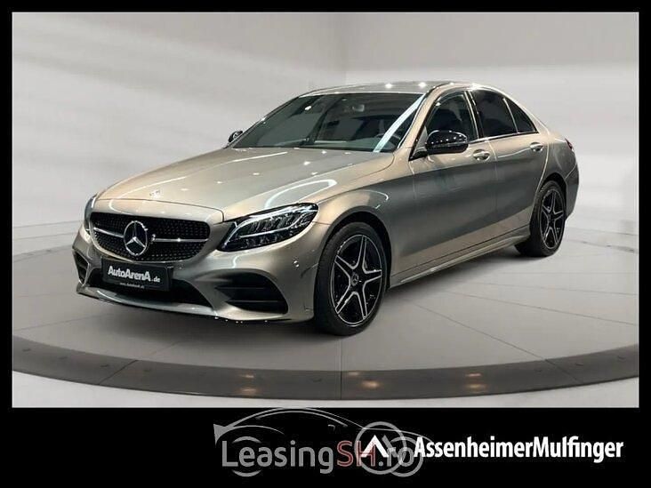 Argintiu Utilizat 2020 Mercedes A200 | 35.000 EUR - Imagine 1/4