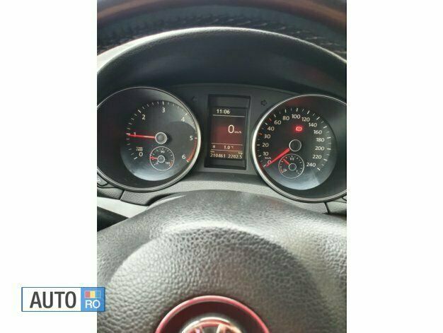 Second-hand VW Golf VI 105 CP (77 kW) 2011 Hatchback