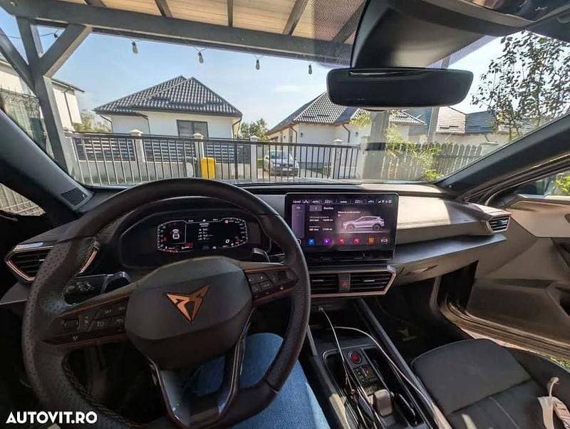 Culoareverde Utilizat 2021 Cupra Formentor SUV | 21.000 EUR (Preț bun) - Imagine 1/4