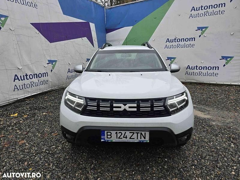 Culoarealb Utilizat 2023 Dacia Duster SUV | 15.450 EUR (Preț bun) - Imagine 1/4