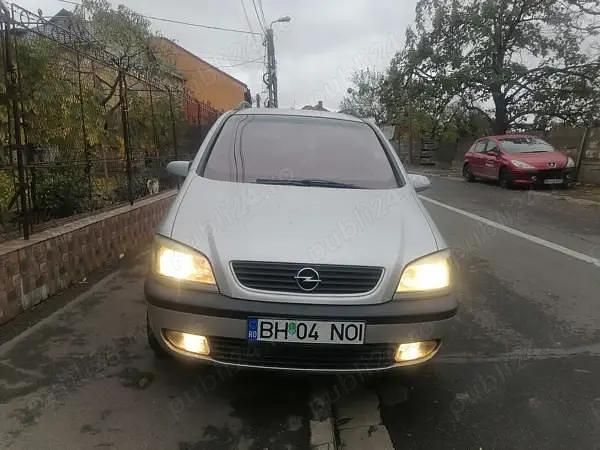 Utilizat 2002 Opel Zafira Monovolum | 1.299 EUR (Super Preț) - Imagine 1/4