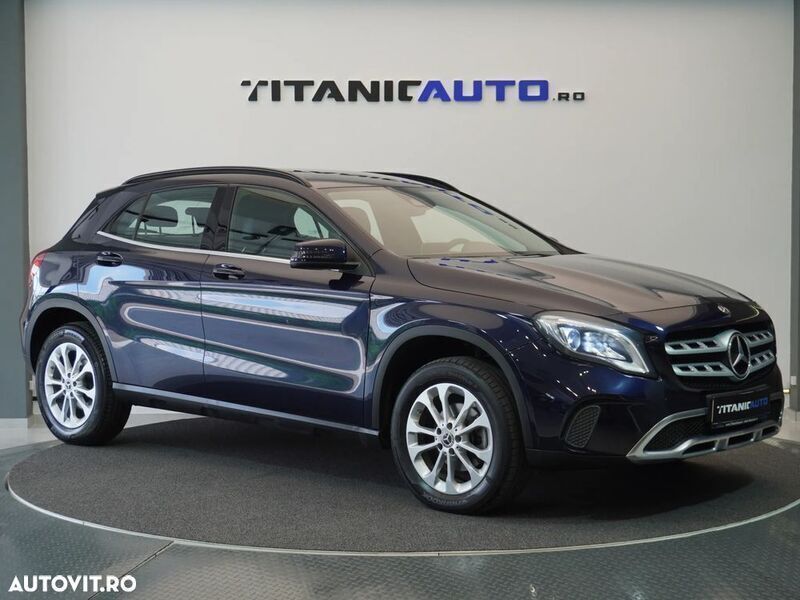 Second-hand Mercedes GLA200 Style 136 CP (100 kW) 2019 Albastru SUV