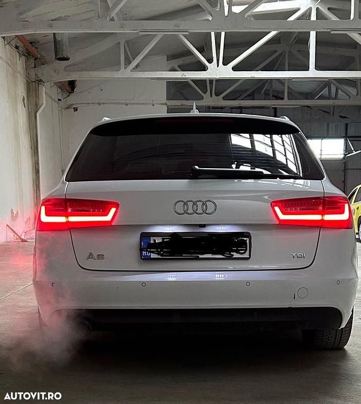 Second-hand Audi A6 Comfort 177 CP (130 kW) 2013 Culoarealb Break