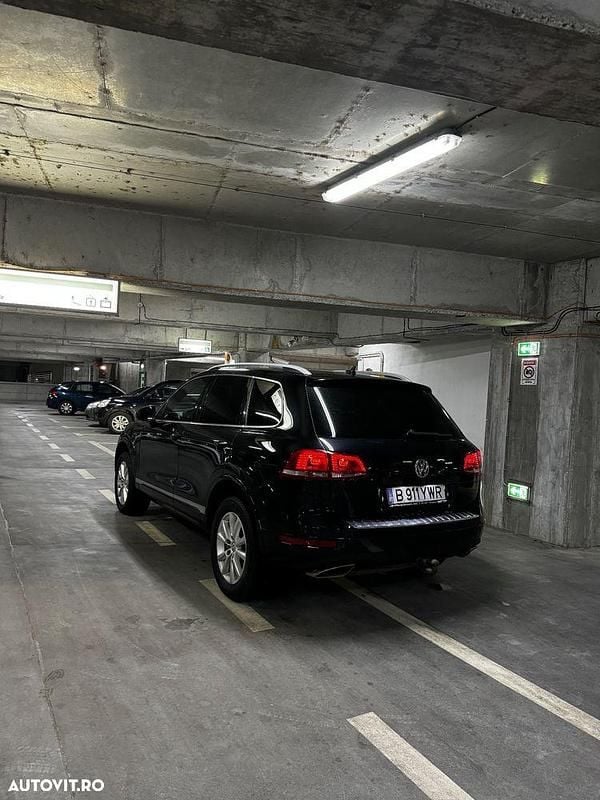 Second-hand VW Touareg 245 CP (180 kW) 2014 Culoarenegru SUV