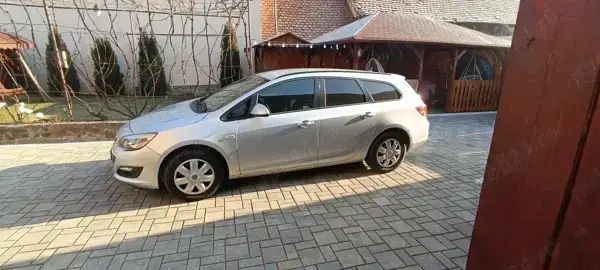 Utilizat 2016 Opel Astra Break | 7.100 EUR (Preț OK) - Imagine 1/4