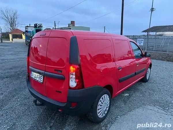 Utilizat 2007 Dacia Logan MCV Hatchback | 4.000 EUR (Scump) - Imagine 1/4