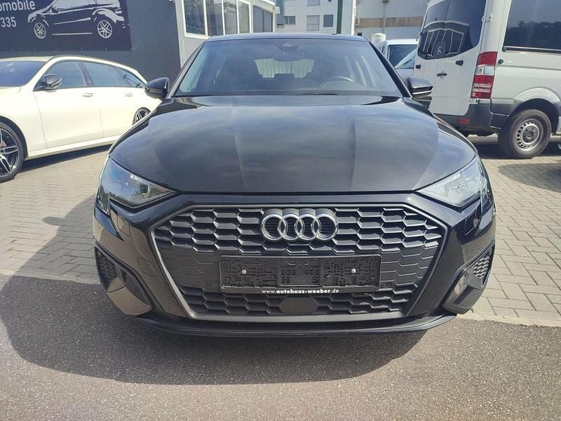 Utilizat 2022 Audi A3 Basis | 24.380 EUR (Preț OK) - Imagine 1/1