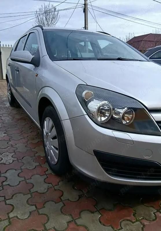 Second-hand Opel Astra 100 CP (73 kW) 2005 Break