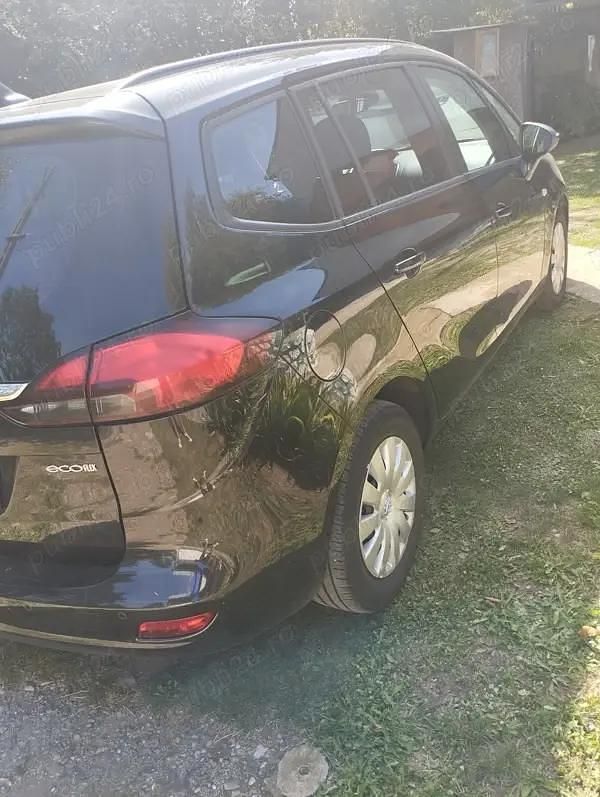 Second-hand Opel Zafira Tourer 136 CP (100 kW) 2014 Monovolum