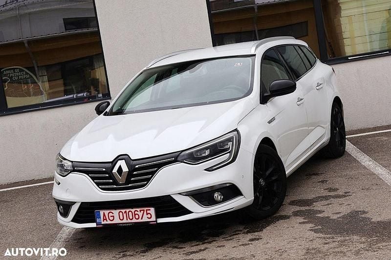 Second-hand Renault Mégane GrandTour Bose Edition 110 CP (80 kW) 2018 Culoarealb Break