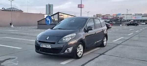 Second-hand Renault Scénic III 110 CP (80 kW) 2012 Monovolum
