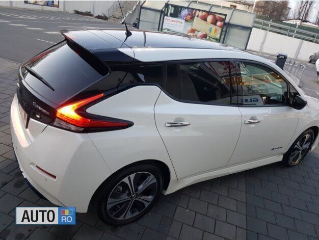 Alb Utilizat 2019 Nissan Leaf Hatchback | 19.500 EUR - Imagine 1/4