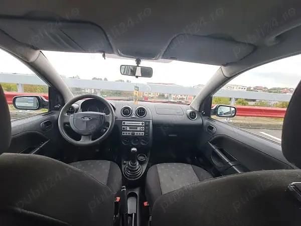 Negru Utilizat 2004 Ford Fiesta Berlinǎ | 1.200 EUR (Preț OK) - Imagine 1/4