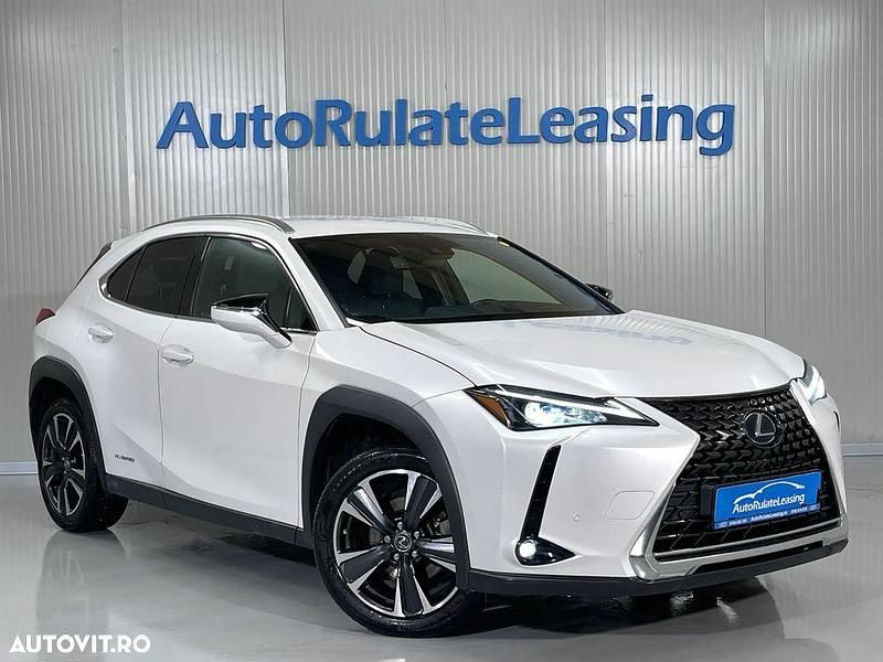 Second-hand Lexus UX 250h Business Edition 177 CP (130 kW) 2021 Culoarealb SUV