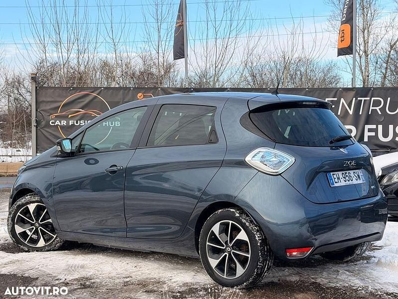 Second-hand Renault Zoe Intens 67 kW (92 CP) 2017 Culoaregri Hatchback