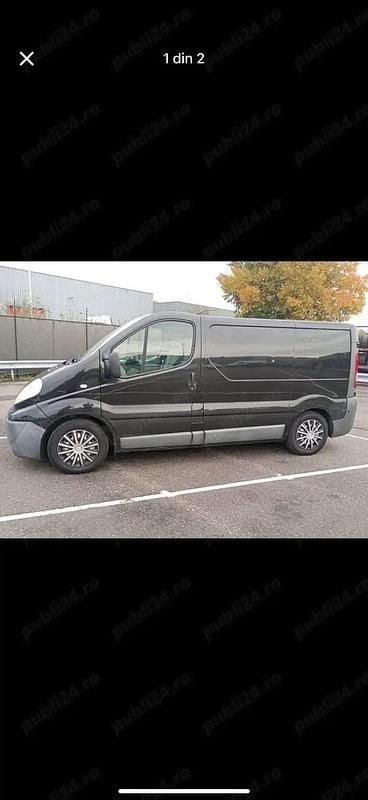 Culoarenegru Utilizat 2008 Nissan Primastar Monovolum | 3.200 EUR - Imagine 1/4