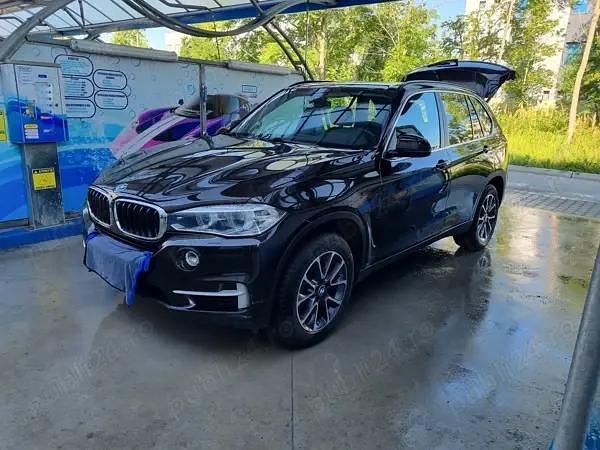 Second-hand BMW X5 231 CP (169 kW) 2016 Maro SUV