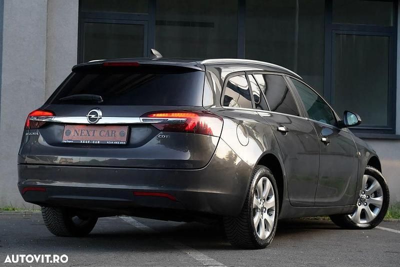 Second-hand Opel Insignia Cosmo 136 CP (100 kW) 2016 Culoaregri Break