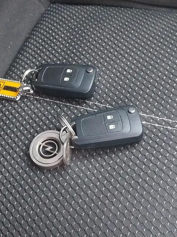 Second-hand Opel Astra Sport 125 CP (91 kW) 2012 Break