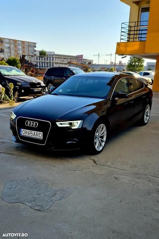 Culoarenegru Utilizat 2013 Audi A5 Sportback Hatchback | 11.000 EUR (Preț bun) - Imagine 1/4