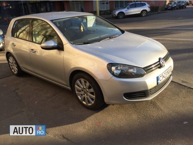 Second-hand VW Golf VI 105 CP (77 kW) 2011 Gri Hatchback