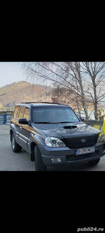 Negru Utilizat 2006 Hyundai Terracan SUV | 5.000 EUR - Imagine 1/4