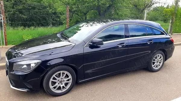 Second-hand Mercedes CLA180 109 CP (80 kW) 2017 Negru Berlinǎ