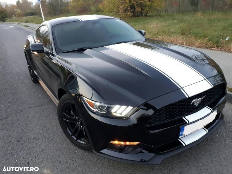 Văndută Ford Mustang - Mașini Second-hand De Vânzare