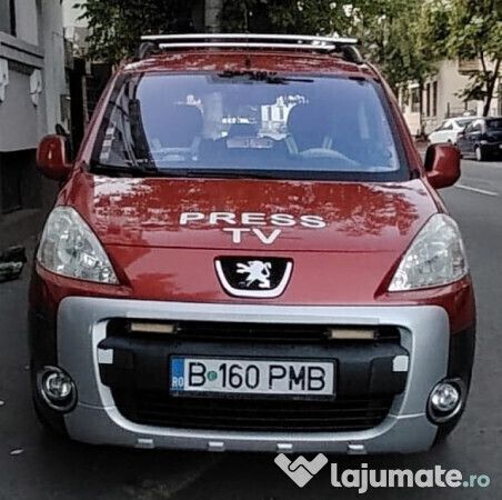 Rosu Utilizat 2009 Peugeot Partner Monovolum | 3.800 EUR - Imagine 1/4