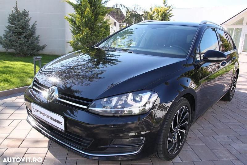 Culoarenegru Utilizat 2017 VW Golf VII Highline Break | 13.750 EUR (Puțin scump) - Imagine 1/4