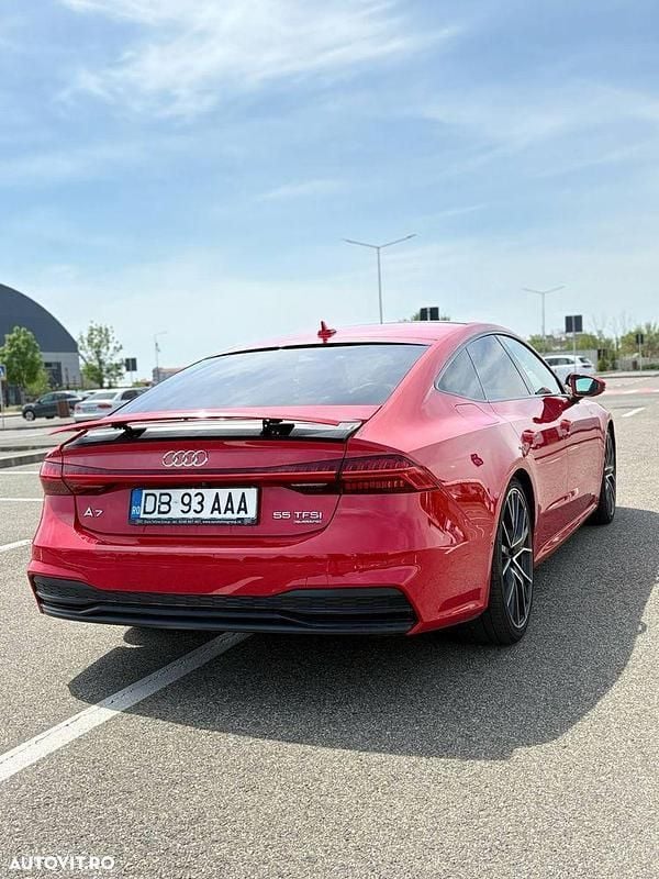 Rosu Utilizat 2019 Audi A7 Hatchback | 39.000 EUR - Imagine 1/4