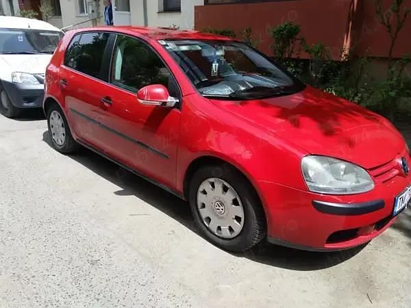 Utilizat 2004 VW Golf Berlinǎ | 2.200 EUR (Preț OK) - Imagine 1/4