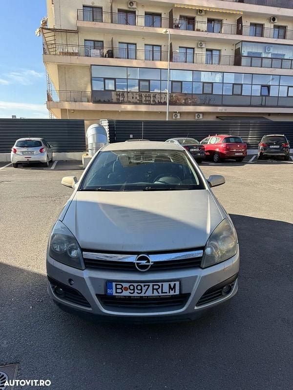 Culoaregri Utilizat 2006 Opel Astra Berlinǎ | 1.300 EUR (Preț bun) - Imagine 1/4
