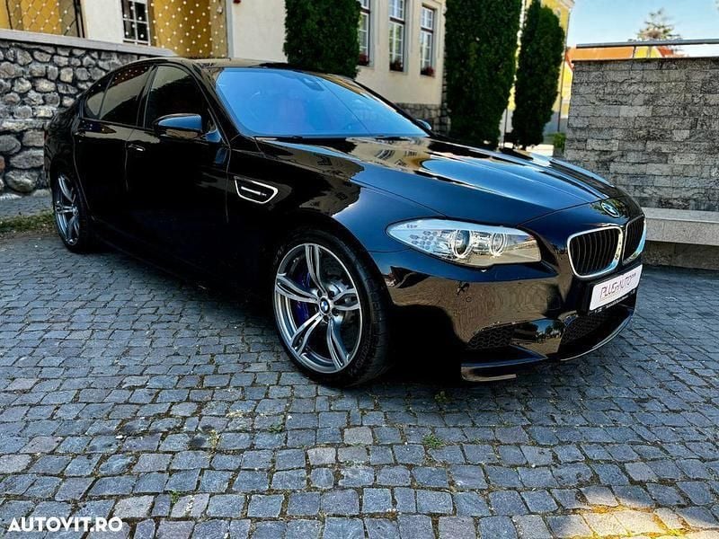 Negru Utilizat 2012 BMW M5 Berlinǎ | 47.900 EUR - Imagine 1/4