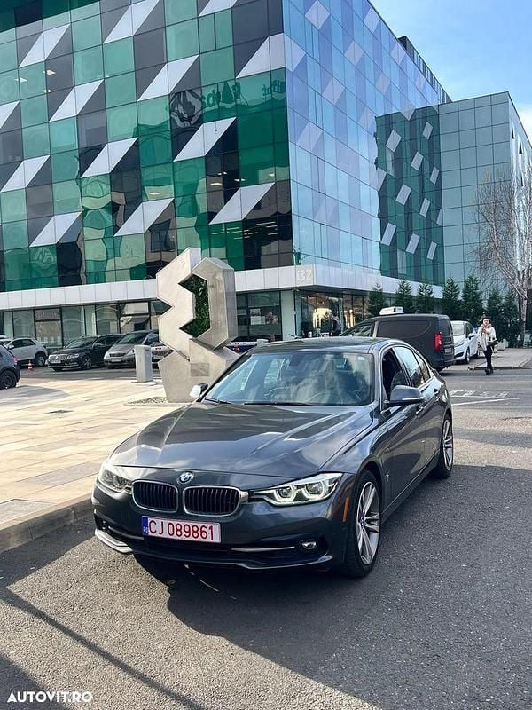 Culoaregri Second-hand 2018 BMW 330e Luxury Line Berlinǎ | 19.800 EUR - Imagine 1/4