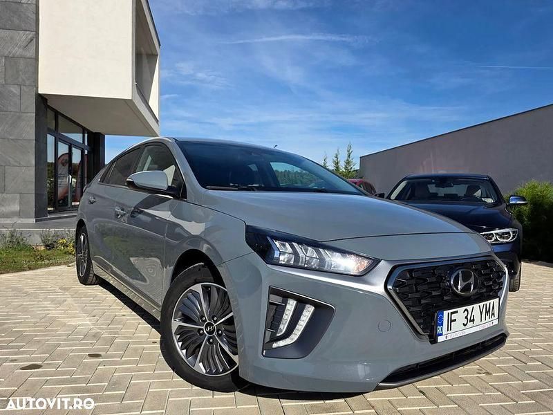 Second-hand Hyundai Ioniq Style 141 CP (103 kW) 2021 Culoaregri Hatchback