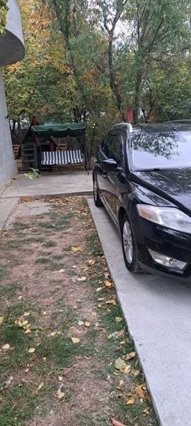 Utilizat 2010 Ford Mondeo Berlinǎ | 2.800 EUR (Preț bun) - Imagine 1/4