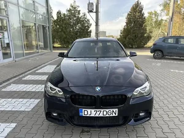 Second-hand BMW 520 184 CP (135 kW) 2014 Berlinǎ