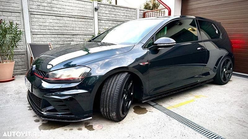 Culoarenegru Utilizat 2014 VW Golf GTI Coupe | 17.000 EUR (Puțin scump) - Imagine 1/3