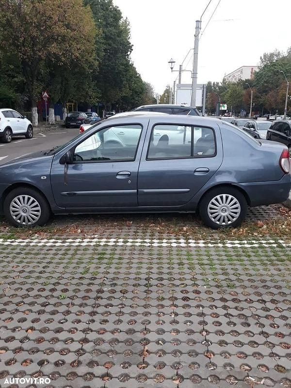 Culoarealbastru Utilizat 2007 Renault Symbol Berlinǎ | 1.500 EUR (Preț bun) - Imagine 1/4