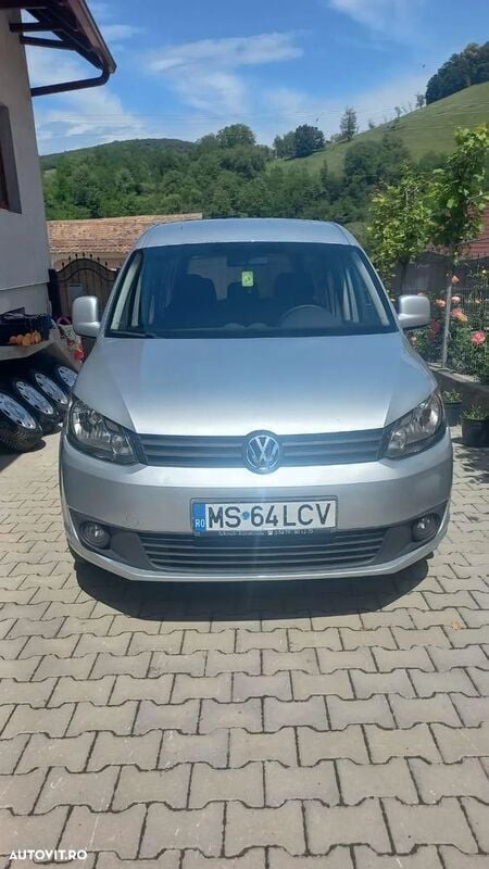 Gri Utilizat 2013 VW Caddy Monovolum | 8.500 EUR (Scump) - Imagine 1/4
