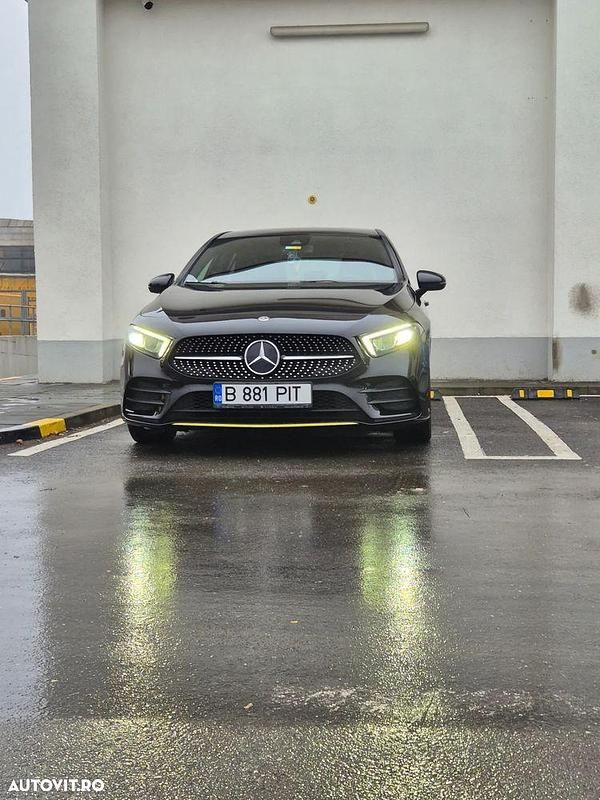 Second-hand Mercedes A200 150 CP (110 kW) 2019 Culoarenegru Hatchback