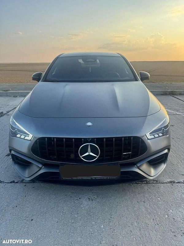 Gri Utilizat 2024 Mercedes CLA45 AMG AMG Hatchback | 53.000 EUR - Imagine 1/4