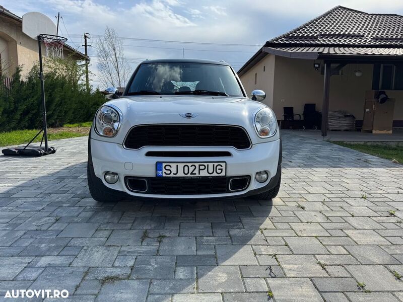 Alb Utilizat 2013 Mini Countryman SUV | 8.000 EUR (Preț bun) - Imagine 1/4