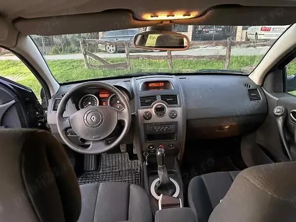 Utilizat 2005 Renault Mégane II Break | 1.800 EUR (Preț OK) - Imagine 1/4