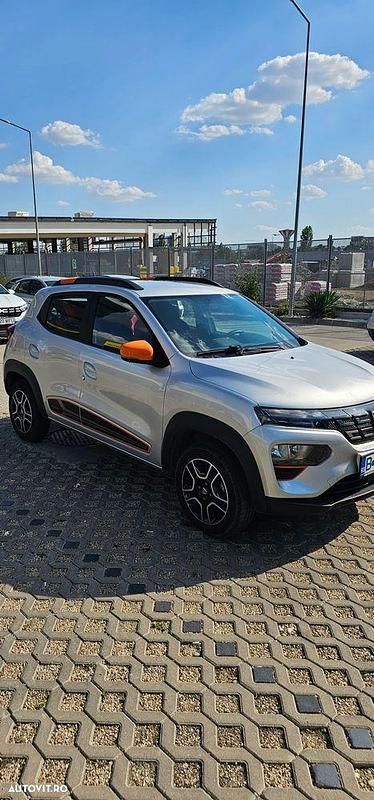 Culoareargint Utilizat 2021 Dacia Spring Comfort Plus Hatchback | 9.200 EUR (Preț OK) - Imagine 1/4