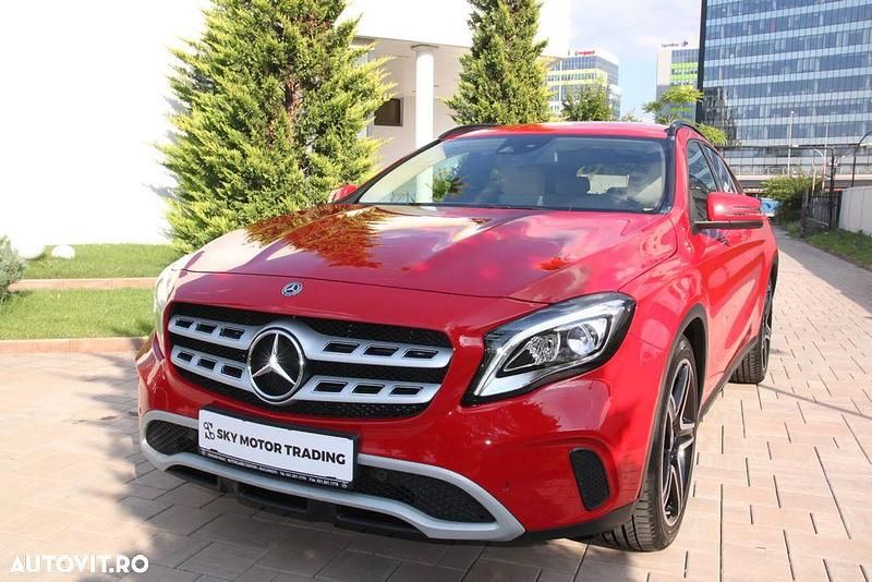 Alte culori Utilizat 2018 Mercedes GLA200 SUV | 18.980 EUR - Imagine 1/4