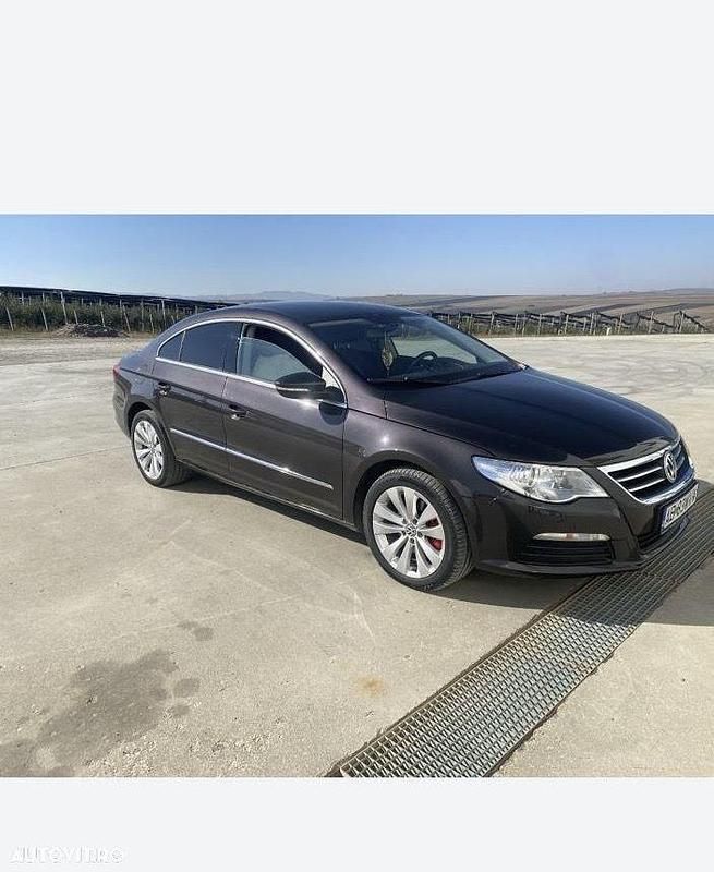 Culoaremaro Utilizat 2012 VW Passat Comfortline Berlinǎ | 7.300 EUR (Preț OK) - Imagine 1/4