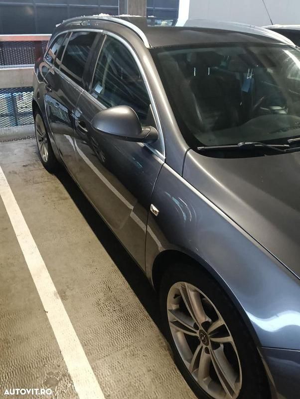 Second-hand Opel Insignia Sport 130 CP (95 kW) 2010 Culoaregri Break